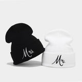 MRS MR EMBROIDERED KNITTED HAT FOR MEN AND WOMEN_CWASC1479