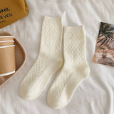 2024 NEW PINEAPPLE PATTERN MID TUBE SOCKS_CWMS0989