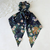 Silk Ink Print Scrunchie With Ribbon Tail_Cwaha07595