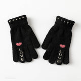 SKIN FRIENDLY WARM AND CUTE HEART SHAPED GLOVES_CWMM1505