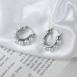 18K GOLD PEARL HUGGIE HOOP EARRINGS_CWAJE0573