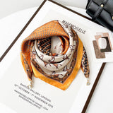 Magnetic Print Triangle Scarf For Spring Style_Cwasc02917