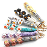 DOPAMINE COLOR DAISY WRIST STRAP KEYCHAIN_CWAB5080