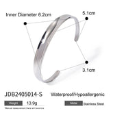 18K GOLD CONCAVE POLISHED OPEN CUFF BRACELET_CWAJE4798