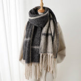 MINIMALIST GRID SCARF SHAWL WITH WARM TEXTURE_CWASC2771