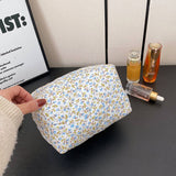 NEW FLORAL FABRIC LARGE CAPACITY COSMETIC BAG_CWAB4379