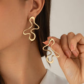 Wrinkled Exaggerated Irregular Teardrop Earrings_Cwaje1813