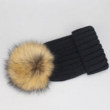 Unisex Knit Beanie Hat With Pom For Winter_Cwah05051