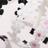 CHILDRENS VINTAGE DAISY EMBROIDERED HEADBAND_CWAHA2402