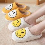 CUTE CARTOON SMILING FACE FABRIC SLIPPERS_CWSHS0254