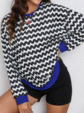 Wavy Color-Blocked Long-Sleeved Sweatshirt