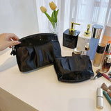 Black Pleated Large Capacity Cosmetic Bag_Cwab4446