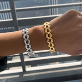 18K GOLD V SHAPED HOLLOW OPEN CUFF BRACELET_CWAJE4856