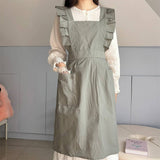 Water-Resistant Nylon Floral Ruffle Cross Apron_Cwmm5802