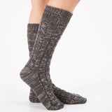 CABLE KNITTED KNEE HIGH SOCKS_CWMS112