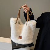 Winter Simple Large Capacity Shoulder Plush Bag_Cwab3948