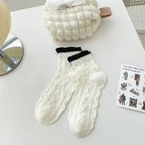 RHOMBUS HEART PATTERN RUFFLE ANKLE SOCKS_CWMS0492