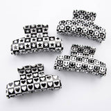 BLACK WHITE PLAID HAIR CLAW RETRO CHIC CLIP_CWAHA0312