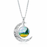 HOLLOW OUT MOON GEM PENDANT NECKLACE_CWAJE0705