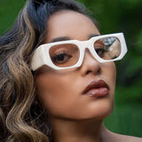 STREET PHOTOGRAPHY FASHION CATWALK SUNGLASSES_CWASG0328