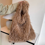 Winter Tassel Shoulder And Crossbody Plush Bag_Cwab4012