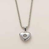 Valentines Day Heart Necklace With Zirconia_Cwmm5695