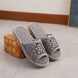 THICK COTTON SOFT SOLE PANDA SLIPPERS_CWSHF0203