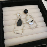 FOLDED GEOMETRIC ASYMMETRIC EARRINGS_CWAJE2067