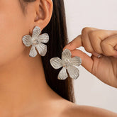 COOL AND SIMPLE RETRO FLOWER EARRINGS_CWAJE1814