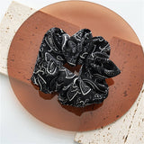 PAISLEY PRINT SCRUNCHIES_CWAHA0351