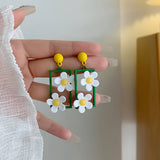 SIMPLE GREEN SQUARE FRAME FLOWER STUD EARRINGS_CWAJE1627