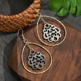 NATURAL SEA SHELL FLOWER SHAPED HOLLOW EARRINGS_CWMM4319