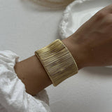 FASHIONABLE SMOOTH SPRING BRACELET FOR WOMEN_CWMM3123