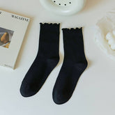 SOLID COLOR RUFFLED ALL MATCH SOCKS_CWMS0901