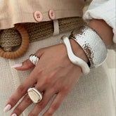 FASHIONABLE AND VERSATILE POLISHED ALLOY BRACELET_CWMM3119