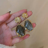 PLEATED GEOMETRIC FRENCH VINTAGE EARRINGS_CWAJE2322