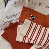 THIN EMBROIDERED BREATHABLE WOMENS MID CALF SOCKS_CWMS1132