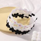 CHILDRENS VINTAGE DAISY EMBROIDERED HEADBAND_CWAHA2402