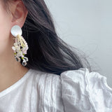 SHELL TASSEL BEADED FLOWER EARRINGS_CWAJE1691