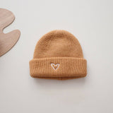 CHILDRENS STYLISH EMBROIDERED HEART KNITTED HAT_CWAH2934