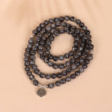LOTUS PENDANT 108 BLACK GLITTER BEADED BRACELET_CWAJE3930