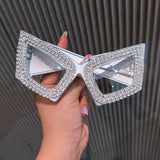 LARGE FRAME CAT EYE DIAMOND SUNGLASSES_CWASG0829