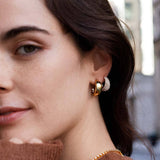 IRREGULAR WHITE ZIRCONIA STUD EARRINGS 18K GOLD_CWAJE4986