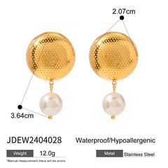 FASHIONABLE AND VERSATILE ROUND PEARL EARRINGS_CWAJE1890