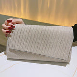 CASUAL AND FASHIONABLE COMMUTER CLUTCH BAG_CWAB2527