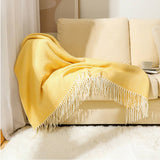 LIGHTWEIGHT COZY WOVEN BLANKET WITH TASSELS_CWMM0196