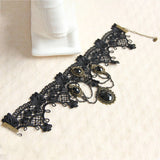 HALLOWEEN RETRO FLOWER CRYSTAL LACE SHORT NECKLACE_CWMM0164