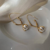 FRENCH NICHE HIGH END PEARL EARRINGS_CWAJE2186