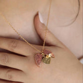 FASHIONABLE HEART OPEN AND CLOSE BEE NECKLACE_CWMM3924