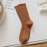 Simple And Versatile Fashionable Mid-Calf Socks_Cwms1069